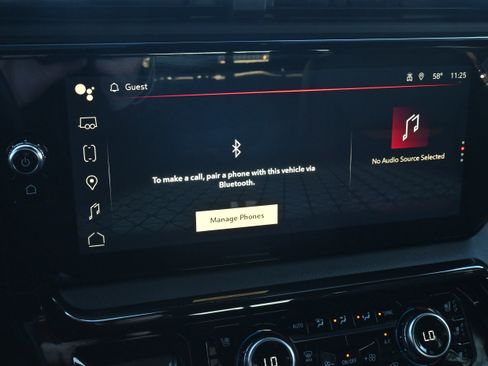 Used 2024 GMC Sierra 1500 AT4 w/ Technology Package image 25