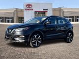 Used 2021 Nissan Rogue Sport SL w/ Premium Package image 2