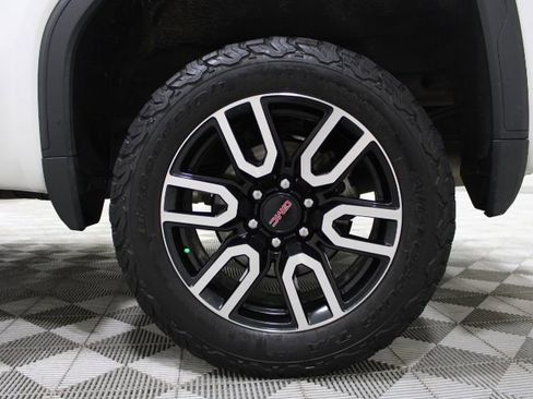 Used 2020 GMC Sierra 1500 AT4 w/ AT4 Premium Package AWD/4WD image 52