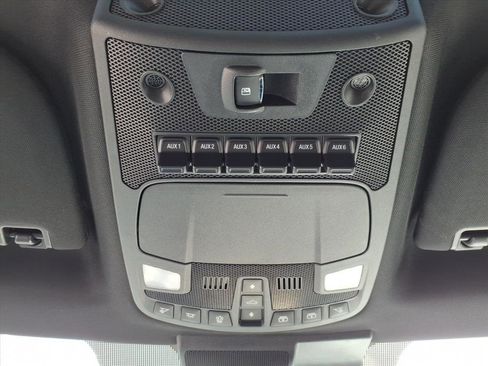 Used 2022 Ford F350 Platinum w/ Tremor Off-Road Package AWD/4WD image 20
