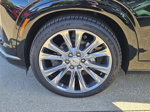 New 2026 Cadillac Vistiq Premium Luxury w/ LPO, Floor Liner Package image 45