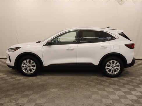Used 2024 Ford Escape Active FWD image 2