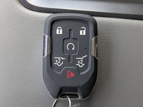 Used 2020 Chevrolet Tahoe LT AWD/4WD image 30