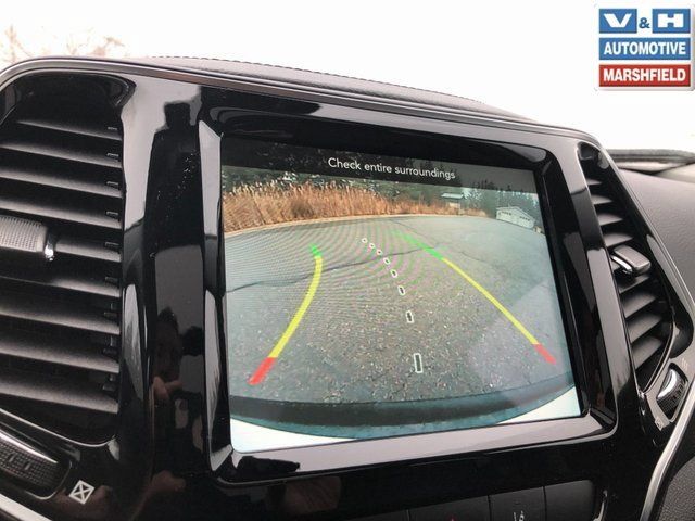 Used 2022 Jeep Cherokee Limited AWD/4WD image 11