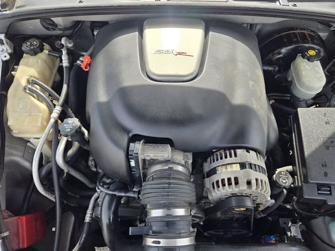 Used 2005 Chevrolet SSR w/ Preferred Equipment Group image 26