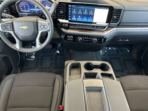 Used 2025 Chevrolet Silverado 1500 LT image 18