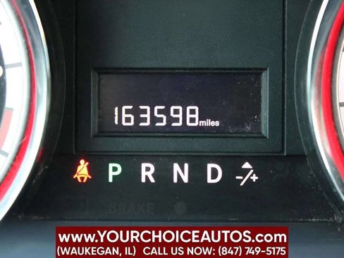 Used 2018 Dodge Grand Caravan SE w/ UConnect Hands-Free Group image 29