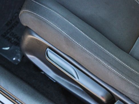 Certified 2018 Honda Civic EX image 21