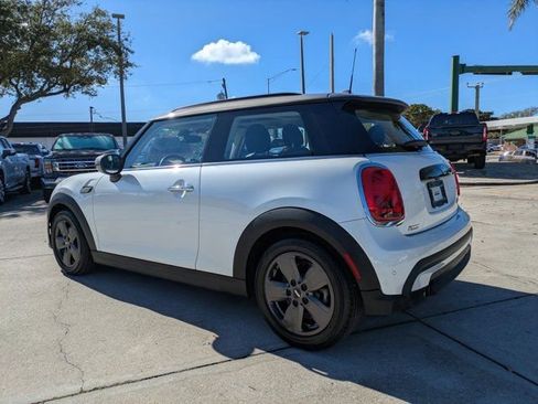 Used 2024 MINI Cooper 2-Door Hardtop image 6
