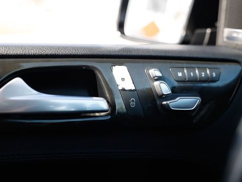 Used 2016 Mercedes-Benz GLE 400 4MATIC image 50