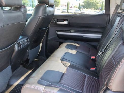 Used 2019 Toyota Tundra SR5 w/ SR5 Upgrade Package AWD/4WD image 17