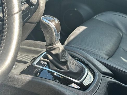 Used 2022 Nissan Rogue Sport SL w/ Premium Package AWD/4WD image 35