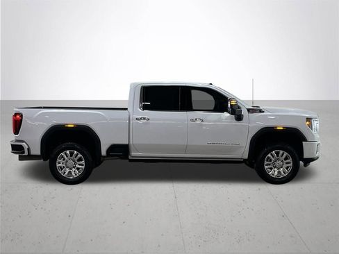 Used 2022 GMC Sierra 3500 Denali w/ Denali Ultimate Package image 9