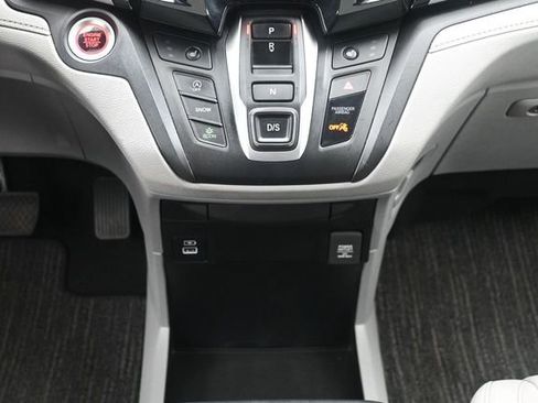 Used 2022 Honda Odyssey EX-L image 25