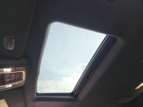 Used 2019 RAM 2500 Limited image 28