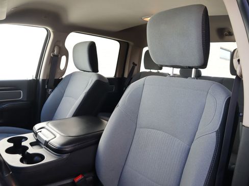 Used 2020 RAM 2500 Big Horn image 27