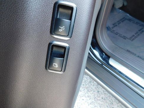 Used 2018 Mercedes-Benz GLS 450 4MATIC image 56