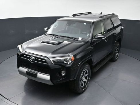 Used 2024 Toyota 4Runner TRD Off-Road Premium image 23
