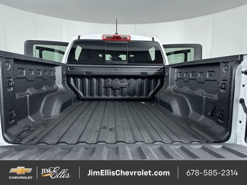 Certified 2026 Chevrolet Colorado ZR2 w/ Technology Package AWD/4WD image 25