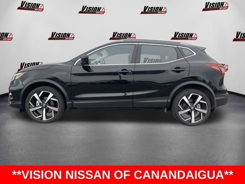 Used 2022 Nissan Rogue Sport SL w/ Premium Package AWD/4WD image 2