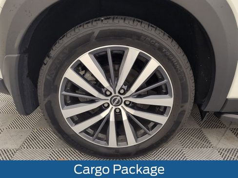 Used 2022 Nissan Pathfinder Platinum w/ Cargo Package image 21