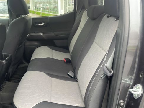 Used 2023 Toyota Tacoma TRD Off-Road w/ Black Out Package (TMS) AWD/4WD image 7