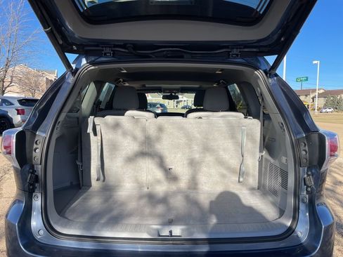 Used 2016 Toyota Highlander Limited image 15