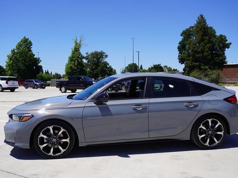 Used 2026 Honda Civic Sport Touring image 3
