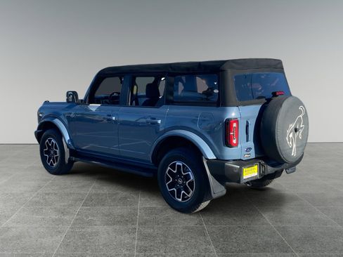 Used 2023 Ford Bronco Outer Banks image 3