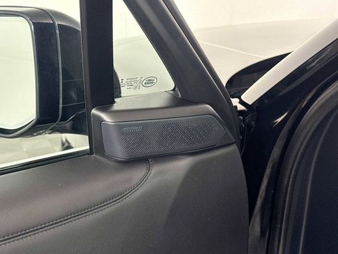 Used 2023 Land Rover Range Rover First Edition image 21