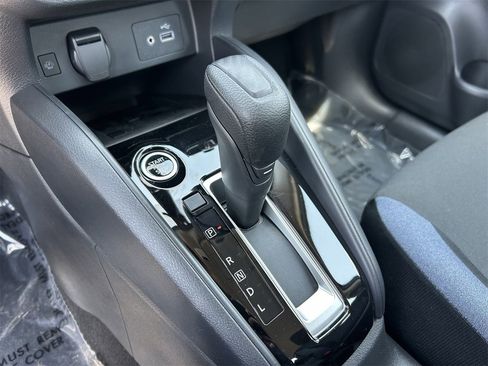 New 2025 Nissan Versa SV image 26