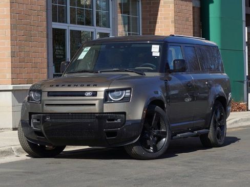 New 2026 Land Rover Defender 130 X-Dynamic SE AWD/4WD image 1