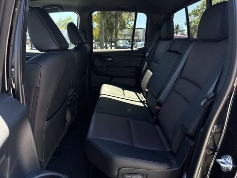 New 2026 Honda Ridgeline Black Edition image 15