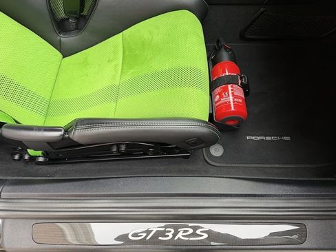 Used 2019 Porsche 911 GT3 RS image 26