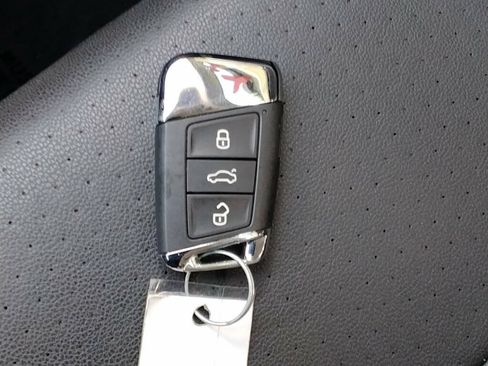 Used 2021 Volkswagen Arteon SE FWD image 28