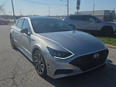 Used 2020 Hyundai Sonata SEL Plus w/ Tech Package image 1
