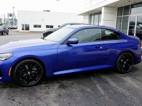 Used 2025 BMW 230i xDrive Coupe w/ M Sport Package image 2