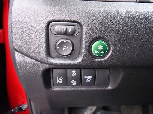 Certified 2025 Honda Ridgeline RTL image 21