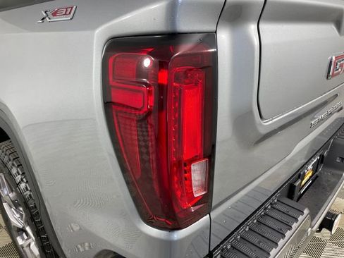 New 2026 GMC Sierra 1500 SLT w/ SLT Premium Plus Package AWD/4WD image 18