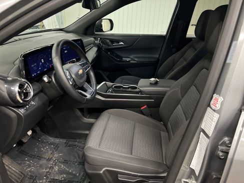 Certified 2025 Chevrolet Equinox LT image 13
