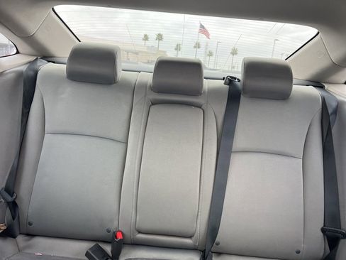 Used 2019 Honda Civic EX image 12