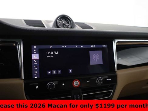 Certified 2026 Porsche Macan image 32