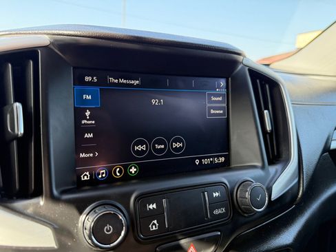 Used 2019 GMC Terrain SLT w/ Preferred Package FWD image 34