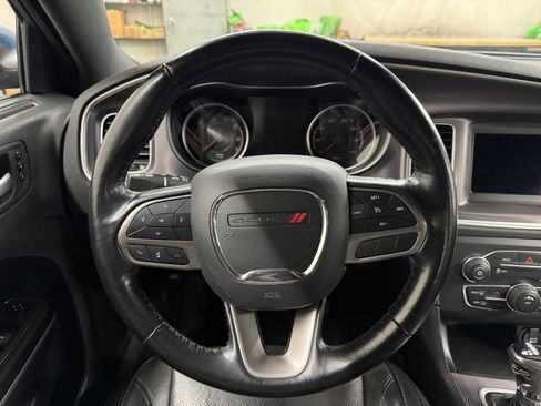 Used 2021 Dodge Charger SXT w/ Leather Interior Group image 19