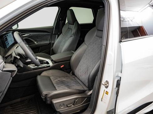 New 2026 Audi SQ5 Premium Plus AWD/4WD image 23