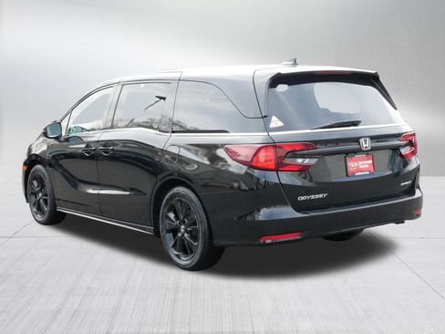 Used 2023 Honda Odyssey Sport image 5