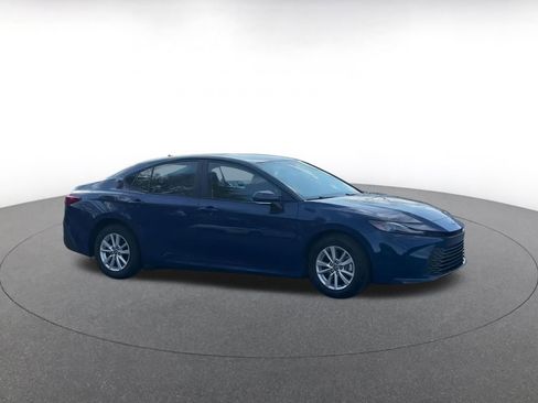 Used 2025 Toyota Camry LE image 2