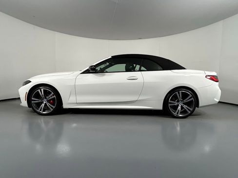 Used 2023 BMW 430i xDrive Convertible w/ M Sport Package image 9