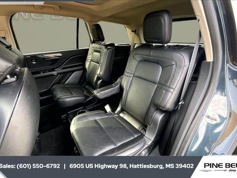 Used 2023 Lincoln Aviator Reserve w/ Elements Package Plus image 19