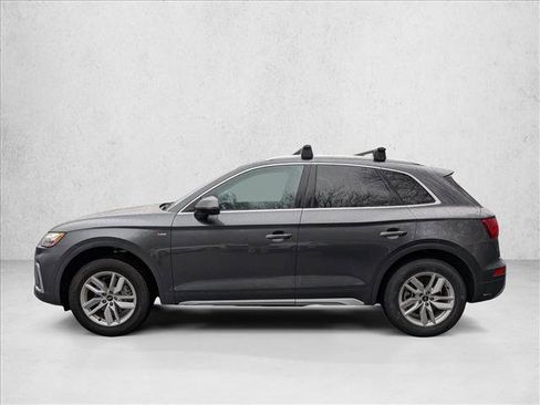 Certified 2022 Audi Q5 2.0T Premium w/ Convenience Package image 8